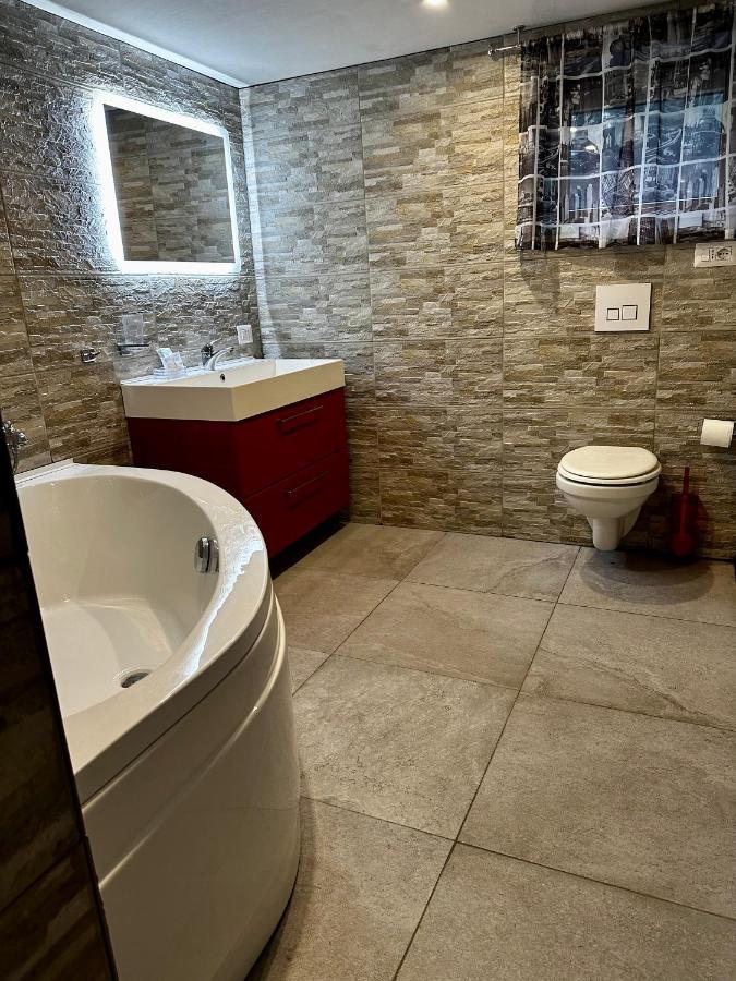 Vacabruz Apartment Besano Kültér fotó